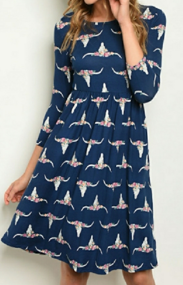 Womens tunic dress. Feminine western theme.